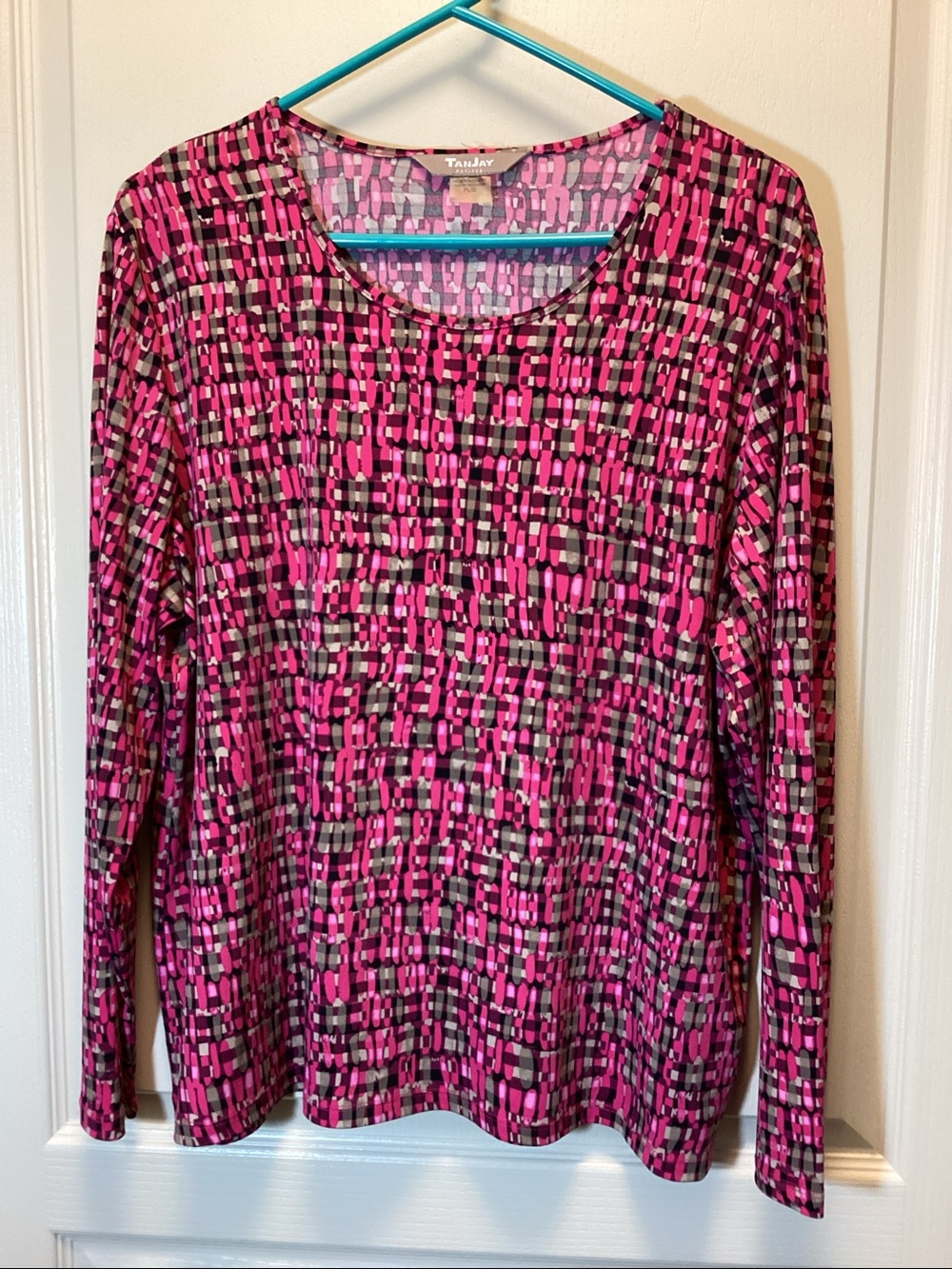 Tanjay pretty colourful top petit large.